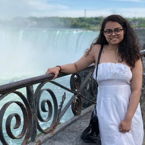 Meet your Posher, Dhvani